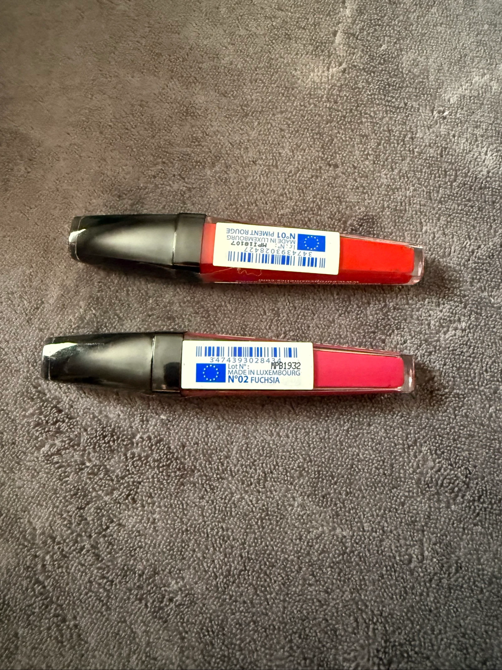 💄 Lot van 2 Lip Velvet lippenstiften – Nieuw 💄 – photo 3